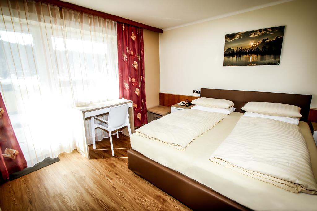 Hotel Cristallago ゼーフェルト・イン・チロル 部屋 写真