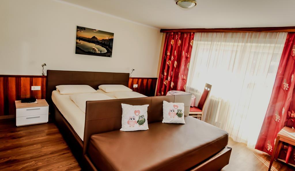 Hotel Cristallago ゼーフェルト・イン・チロル エクステリア 写真