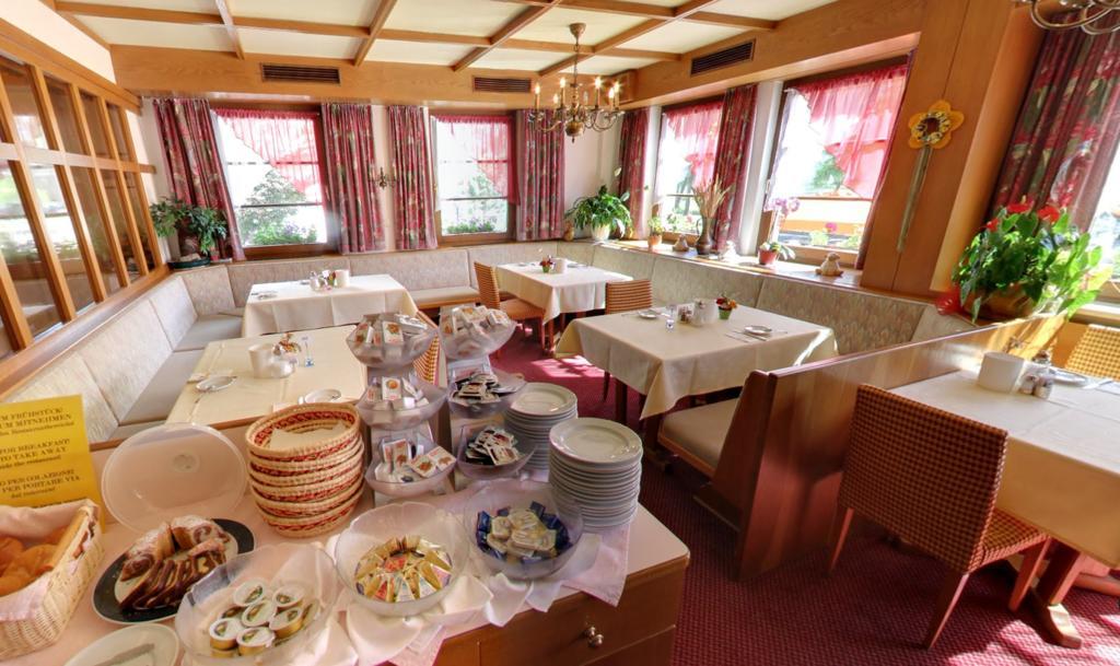 Hotel Cristallago ゼーフェルト・イン・チロル エクステリア 写真